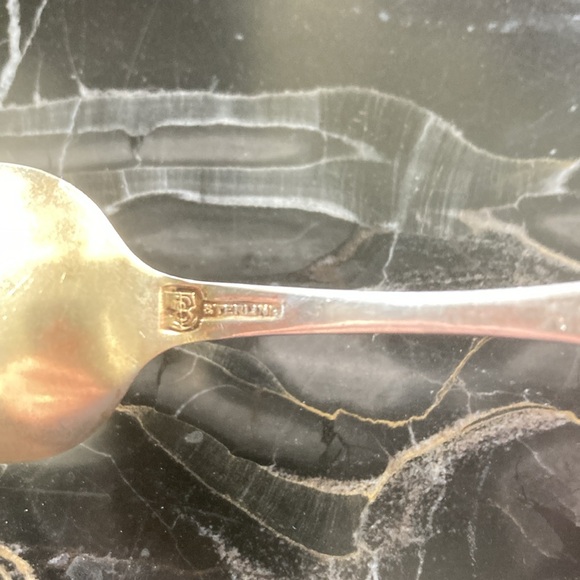 U of M Sterling 5 o’clock - Picture 3 of 3